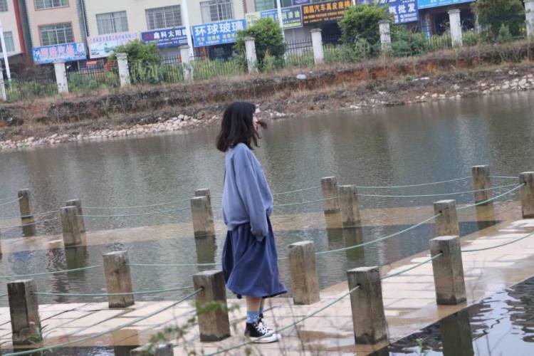 星与你消失了-广西壮族自治区·南宁市·兴宁区--甜美 日系 朋克 小清新都合适 有相机 会修图 有帮忙摄影的朋友 网拍饰品服饰都ok