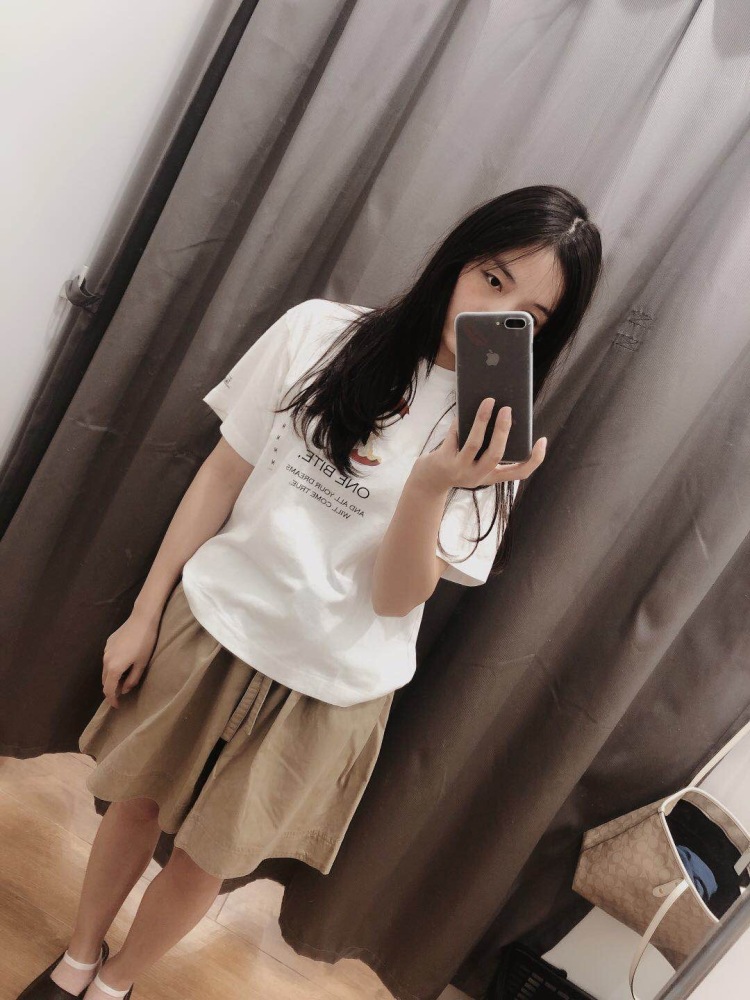 summer-广东省·深圳市·龙华区--试衣间自拍