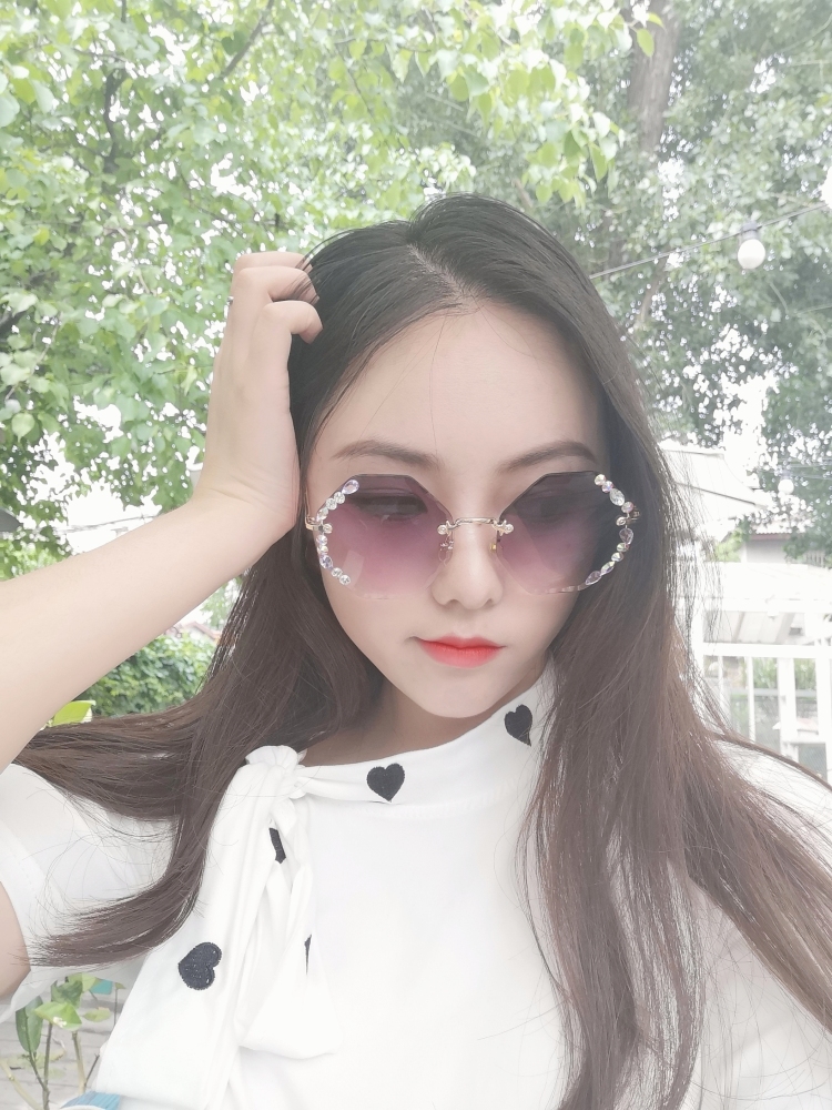 狐小仙``~~-辽宁省·沈阳市·和平区--墨镜追加了五款,over~