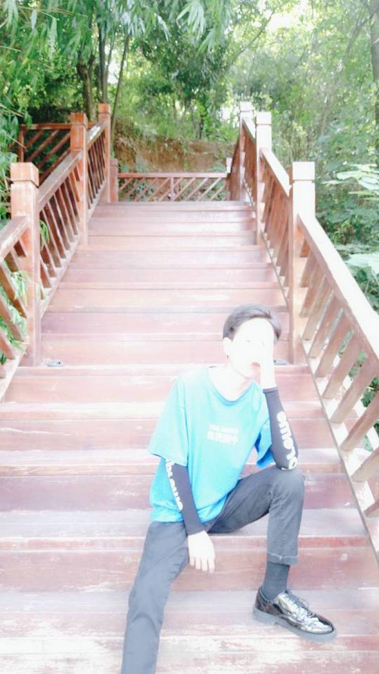 潇洒男孩-贵州省·贵阳市·云岩区--接寄拍,各种风格都行