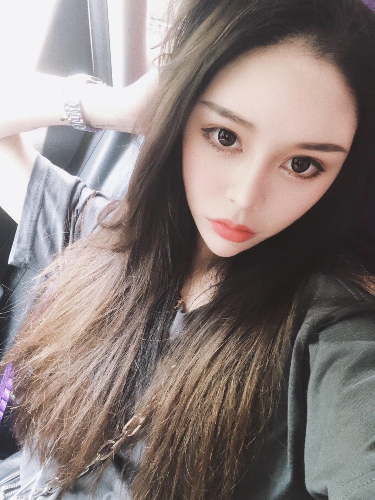  -江苏省·南京市·栖霞区--可接衣服 首饰 美瞳 都可接 有仙女需要的联系