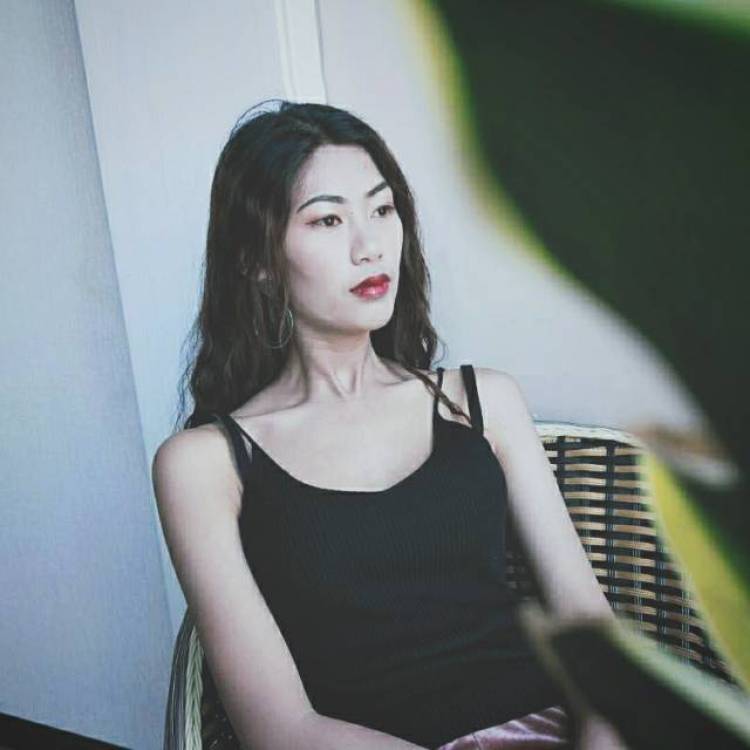 木心-云南省·玉溪市·红塔区--接拍衣服,包包,身高166,体重46
