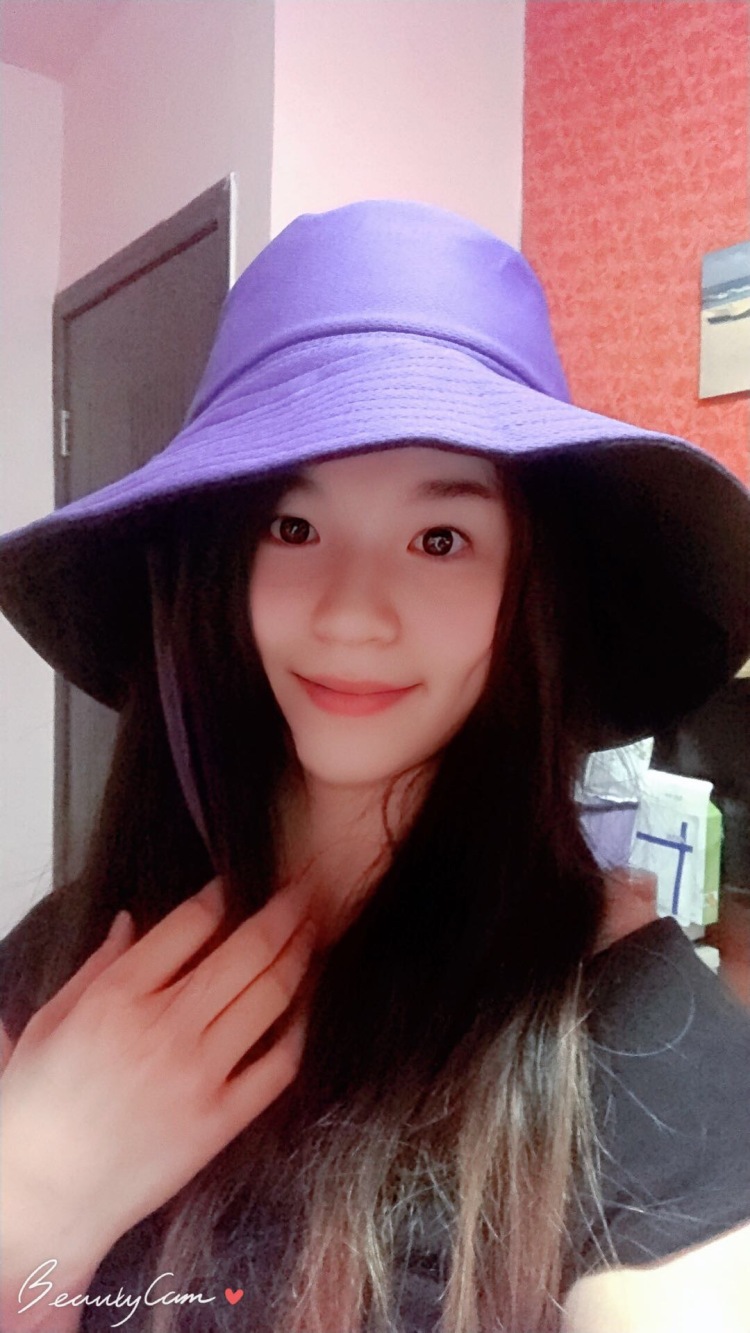 ꧁꫞꯭奇迹꫞꧂-广东省·深圳市·福田区--本人每天能有时间拍买家秀,佣金10-15,需要的可以联系本人哦