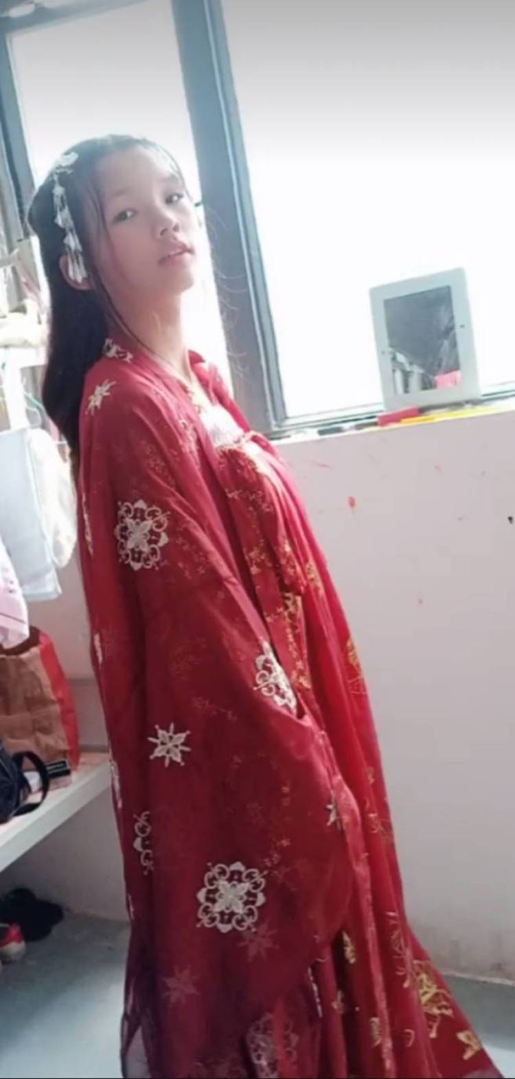 不吃糖-贵州省·贵阳市·花溪区--网拍,寄拍都可以