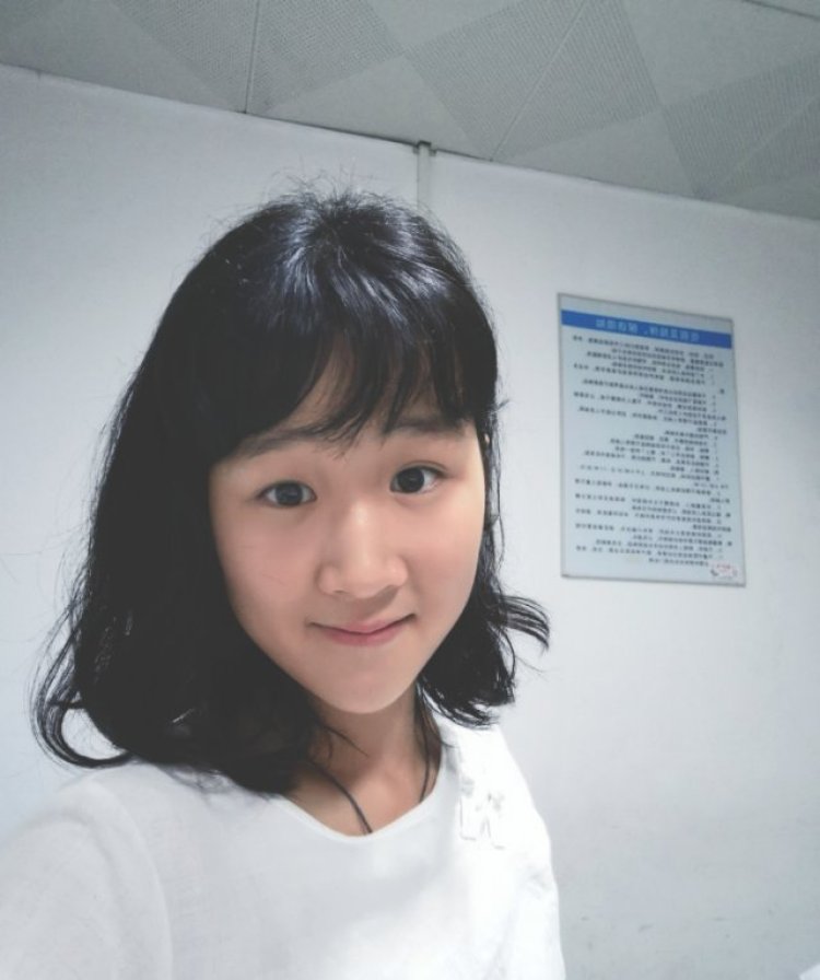 木樨-广东省·揭阳市·榕城区--暑假在家时间多,喜欢拍照,有一定手机摄影基础。(ง ˙o˙)ว价格20+