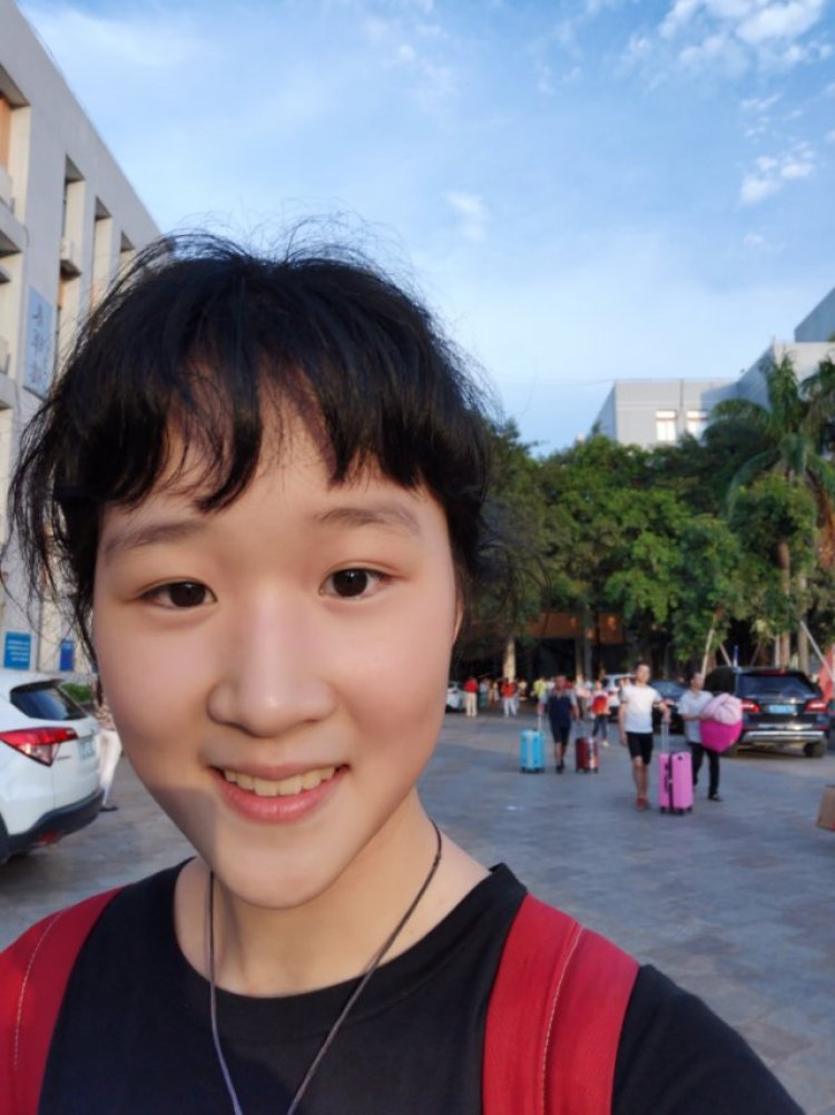 木樨-广东省·揭阳市·榕城区--暑假在家时间多,喜欢拍照,有一定手机摄影基础。(ง ˙o˙)ว价格20+