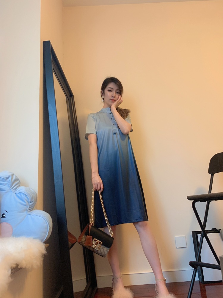 葡意-上海市·上海市·浦东新区-微博-最近的室内单 有需要的老板找我呀
风格多变 出图快~