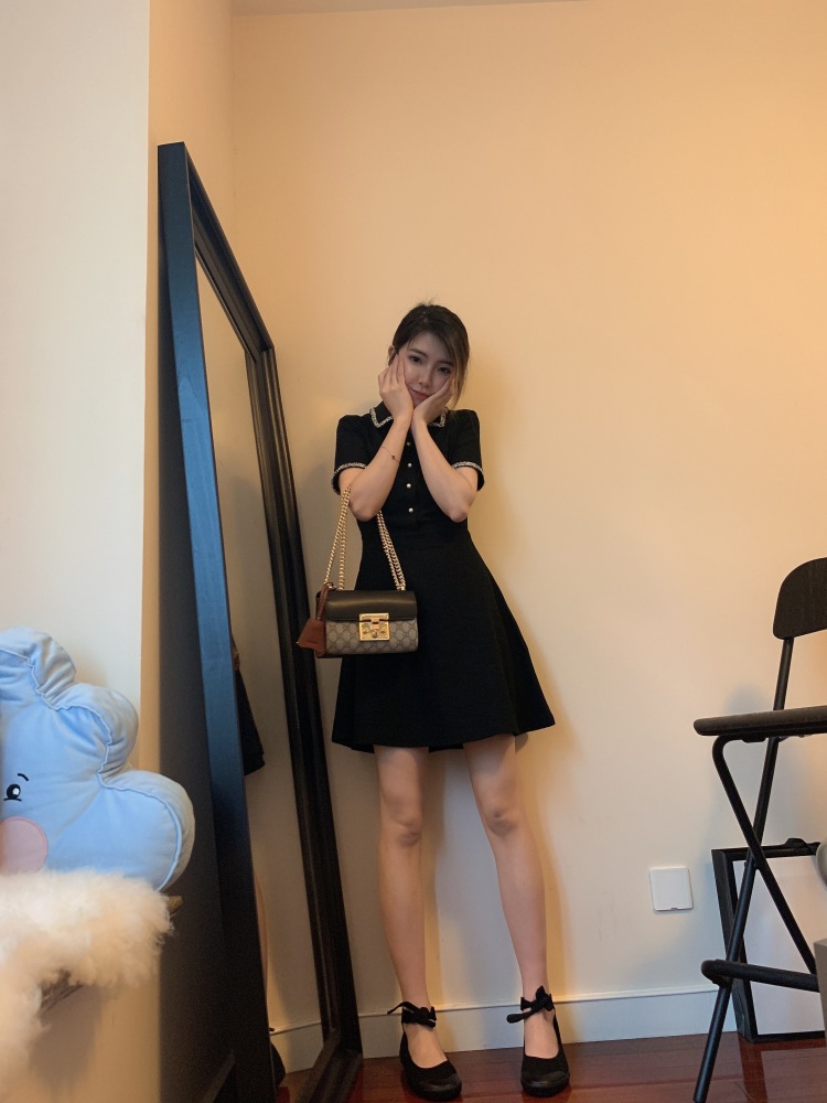 葡意-上海市·上海市·浦东新区-微博-最近的室内单 有需要的老板找我呀
风格多变 出图快~