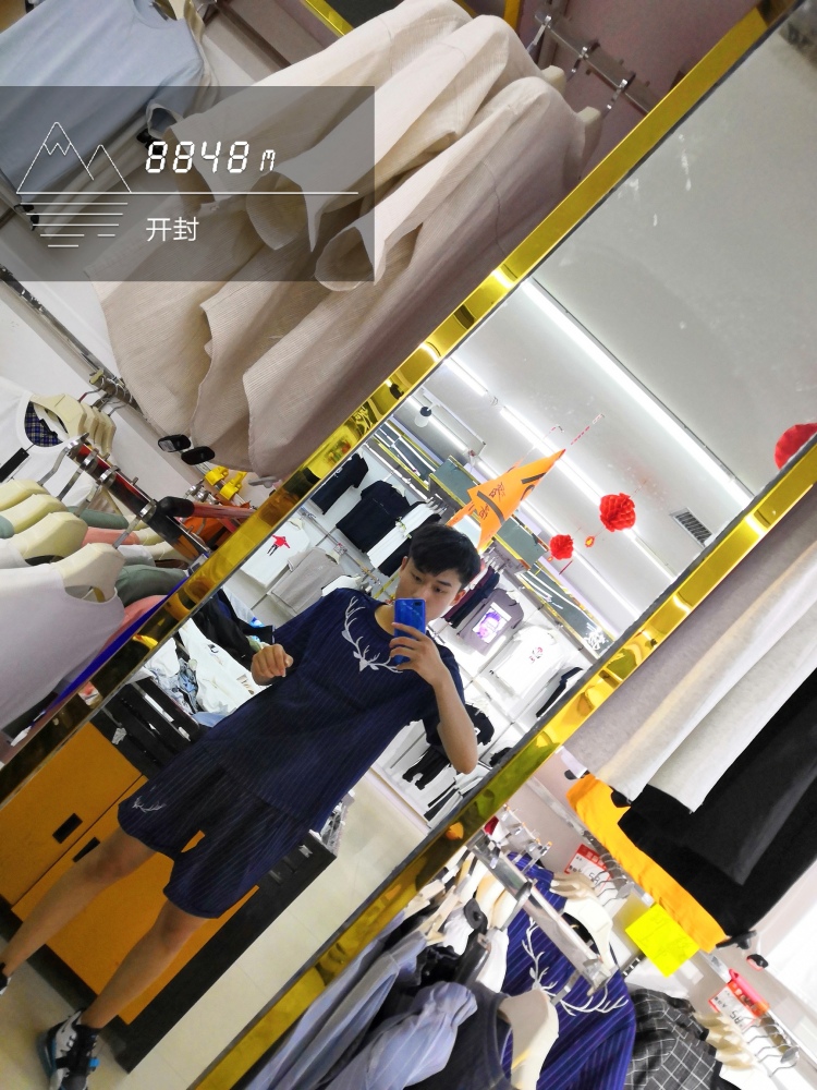 周岩-河南省·开封市·兰考县--183cm。无聊试试,费用无所谓。会拍照。什么的都可以接接。