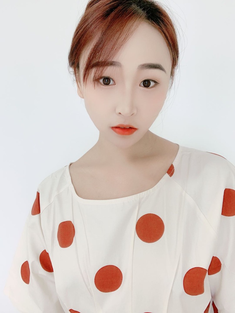 🤩柴少女-山东省·滨州市·滨城区--目前怀孕状态有点微胖,可接化妆品类服装类买家秀小视频,价格可议