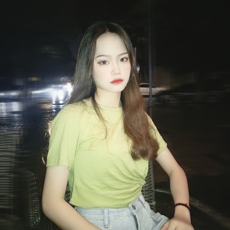 —妹妹.-广东省·广州市·荔湾区--身高165  体重98  各类衣服接拍 15元以上。需要的老板找我找我