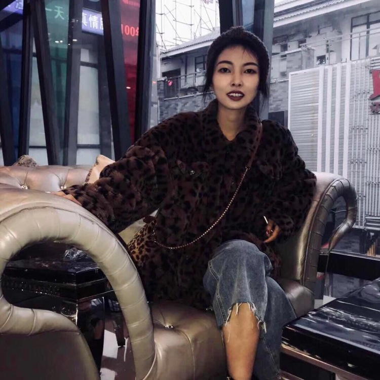 Wild-云南省·昭通市·昭阳区--本人爱好穿着搭配,美妆,喜欢潮流可以驾驭各种风格
