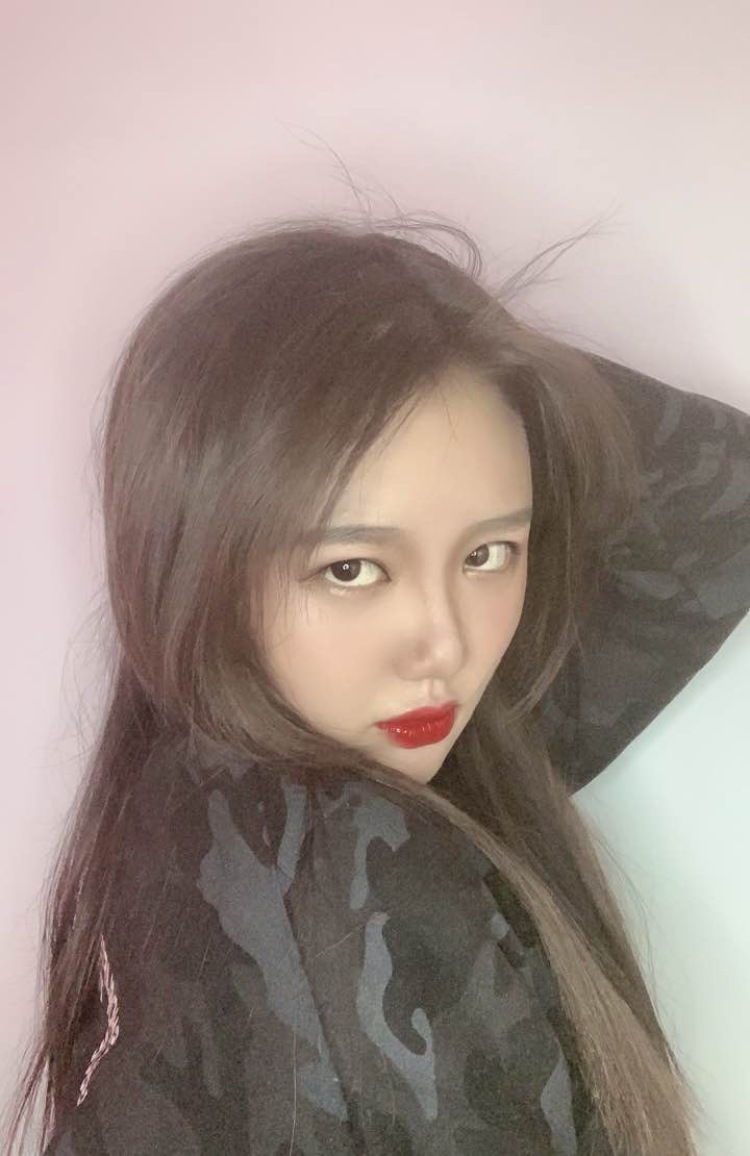 이서우💋-内蒙古自治区·呼和浩特市·新城区--身高170，可接受各种风格图片或视频，会P图会剪辑，可盐可甜