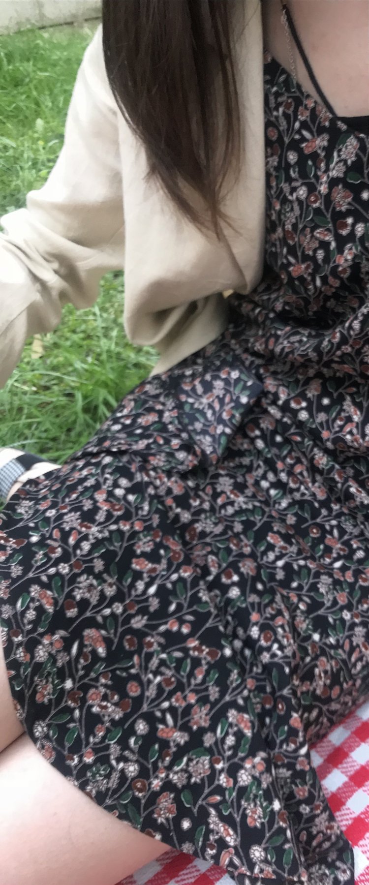 Whaletail~-四川省·成都市·青羊区--身高167,体重96,学生暑期空闲,出片快💨
接拍风格如图,有摄影师,欢迎私聊~