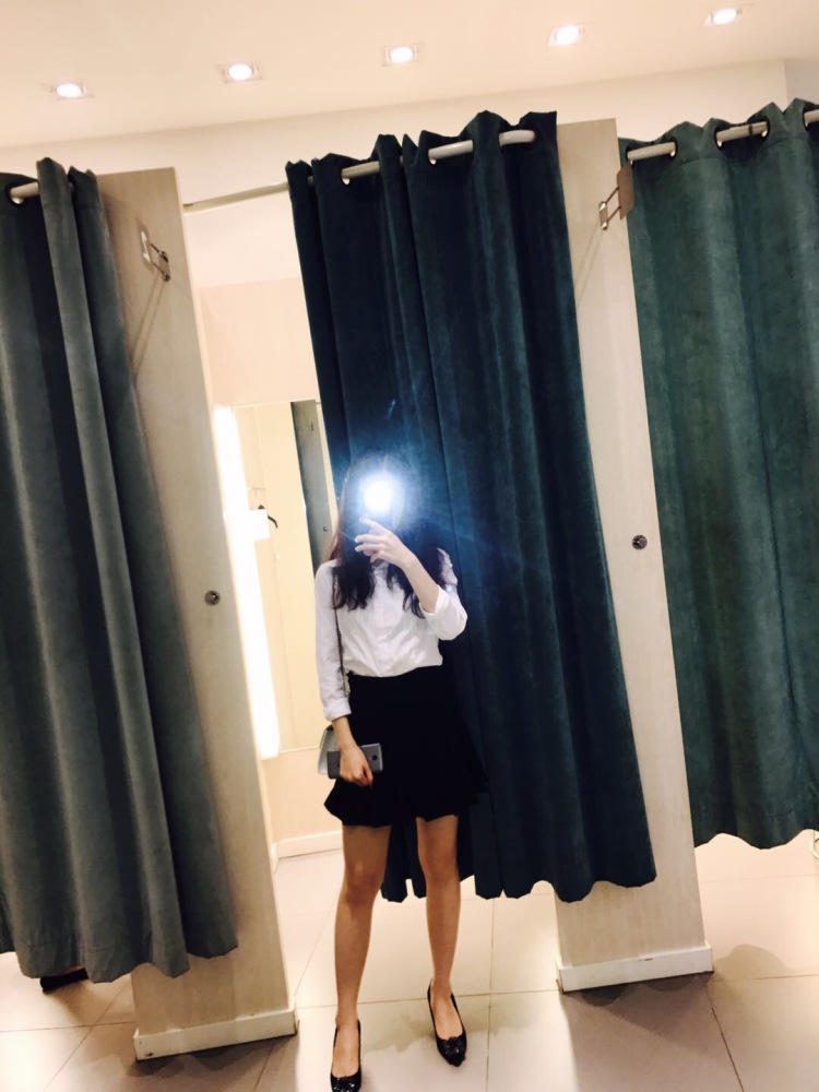 雪莉Shirley-广东省·惠州市·惠城区--160体重42kg，冷白皮，主播，黑长发，做过服装店平面拍，适合接买家秀