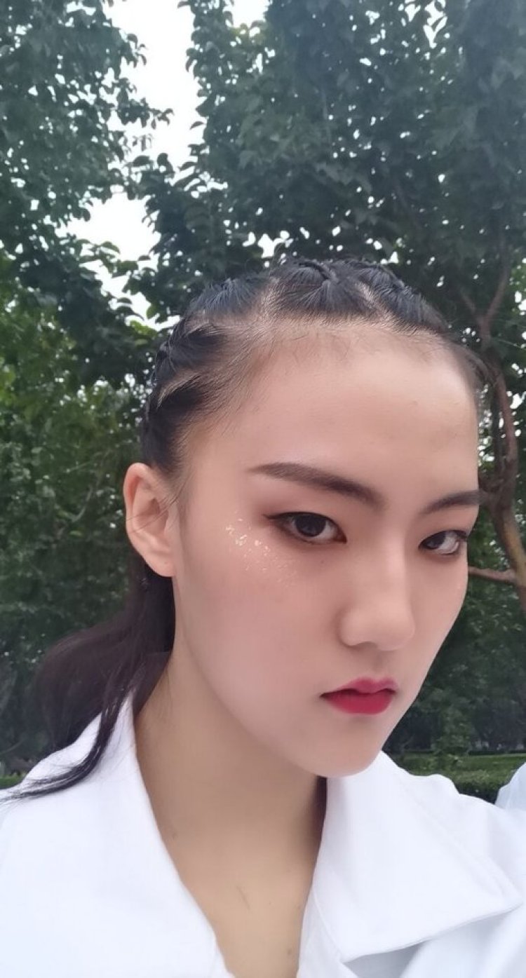 萱萱酱-山东省·淄博市·临淄区--舞蹈生
身高167
体重88
会拍照p图
可局部可特写
可驾驭多风格