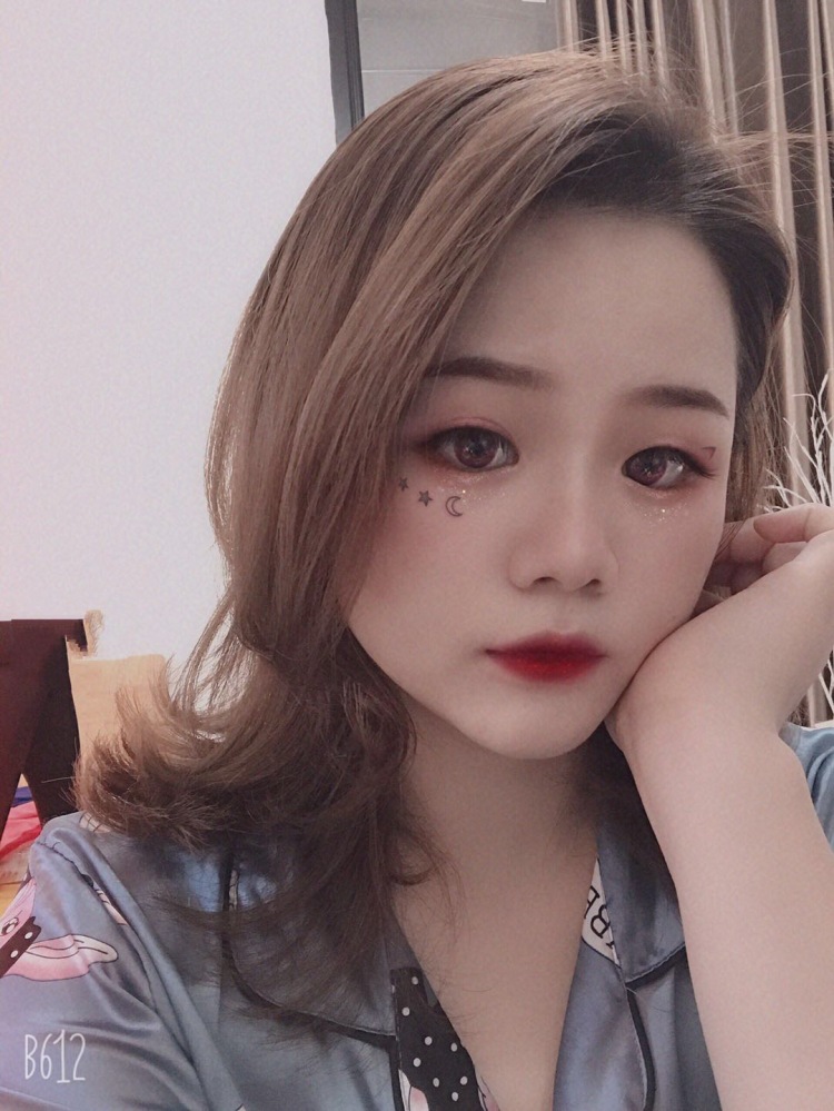 苏婷-广东省·广州市·白云区--会拍照,会简单修图,非常暴露不接,其他可接