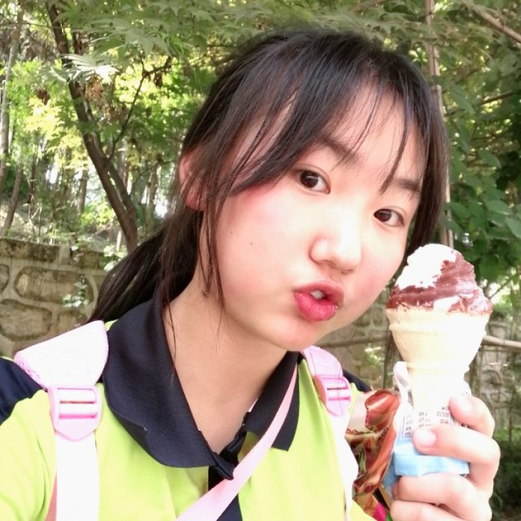 蕊蕊超可爱-陕西省·安康市·宁陕县--接寄拍 服装 饰品 生活用品都可以 风格不限 都可以驾驭 但是少女心的风格可能会更好 身高160 体重102 信誉可靠 性格活泼 会修图 欢迎找我喔~