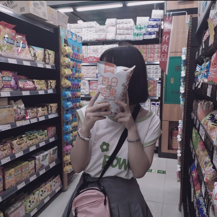 w-广西壮族自治区·桂林市·恭城瑶族自治县--想做下网拍,本人爱拍照,各种风格都可以