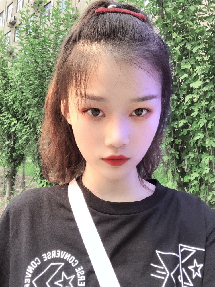 $Tyy-山东省·枣庄市·台儿庄区--接寄拍 服装单 美瞳单 饰品单都可接 有需要的卖家请联系