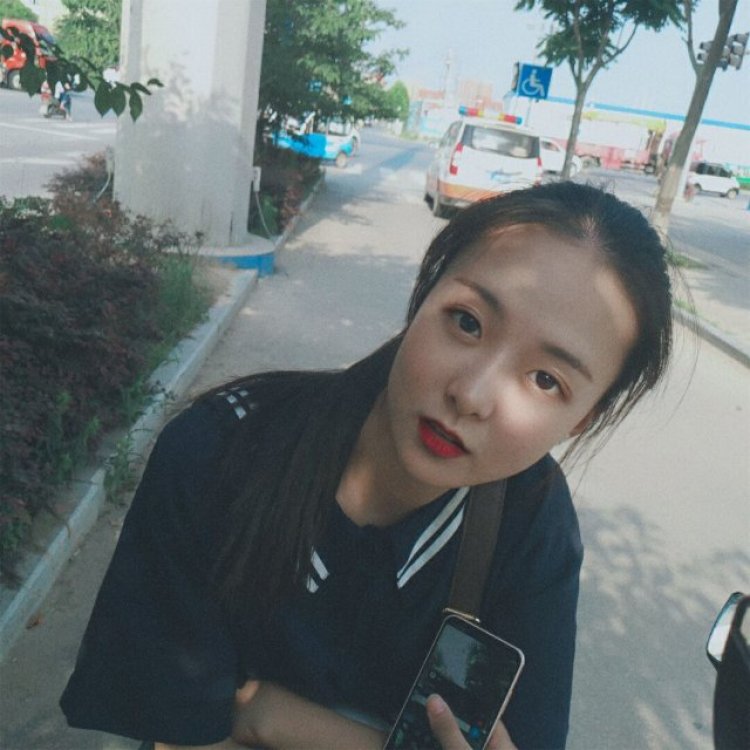 永远笑的真-广东省·江门市·新会区--身材好,会拍照,接单