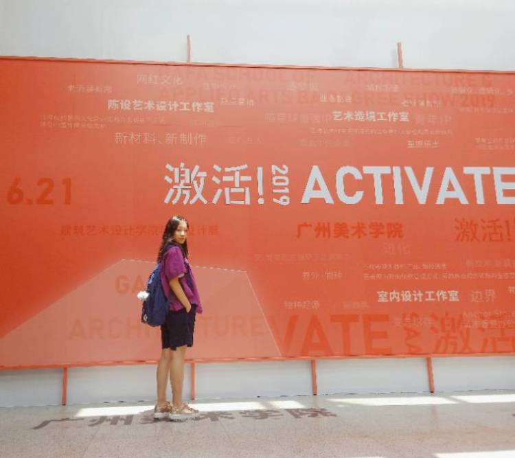 ZZRIGHTHERE.-广东省·广州市·天河区--可以拍买家秀 有淘宝店铺需要模特的可以找我呀