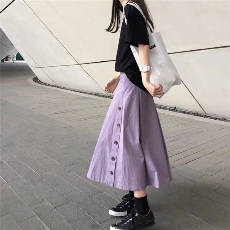 七味-四川省·成都市·金牛区--身高167cm 体重48kg,19岁，兼职平面模特。