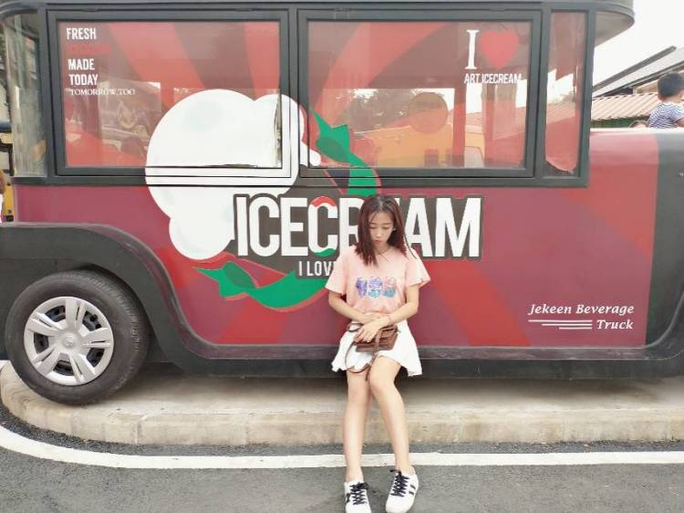 Lynn-广西壮族自治区·南宁市·西乡塘区--身高161体重43会跳舞会拍照会P图擅长各种风格