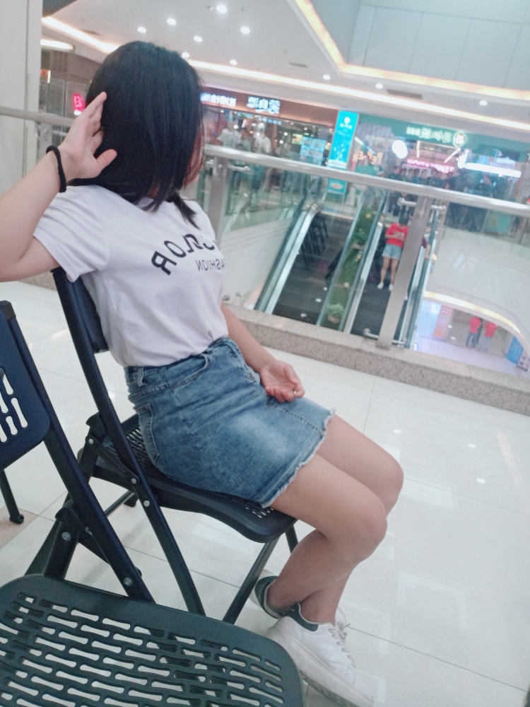 💋 几分深爱ゞ-广东省·佛山市·三水区--会拍照 会ps
身高155 重45kg
可以尝试各种风格的衣服😏。