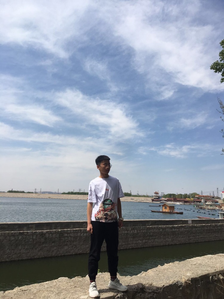 w-山西省·长治市·郊区--会p图会拍照会搭配,多种风格,能够按时完成任务,长期合作
