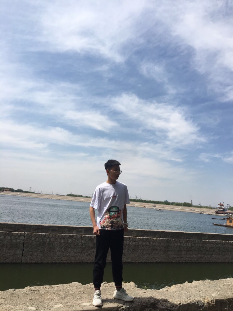 w-山西省·长治市·郊区--会p图会拍照会搭配,多种风格,能够按时完成任务,长期合作