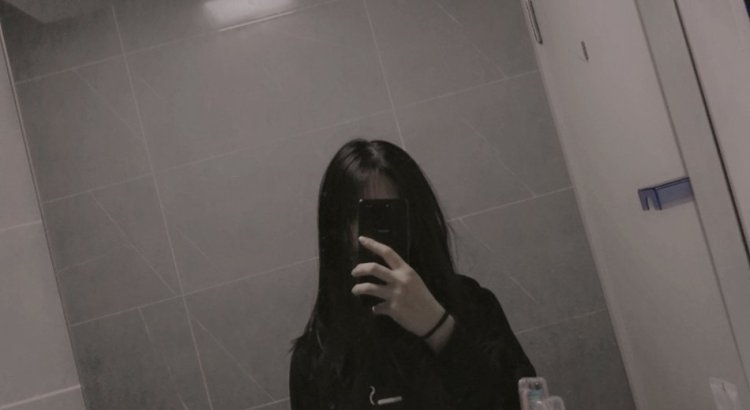 。-浙江省·杭州市·滨江区--会搭配会拍照会p图,新人尝试,寄拍送拍都可以,希望可以长期合作。