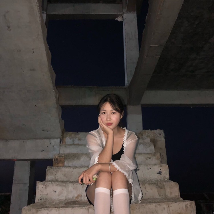 三岁就爱笑,,-河南省·三门峡市·灵宝市--身高167。体重90。 喜欢拍照。 接寄拍
出图快。设备苹果8p