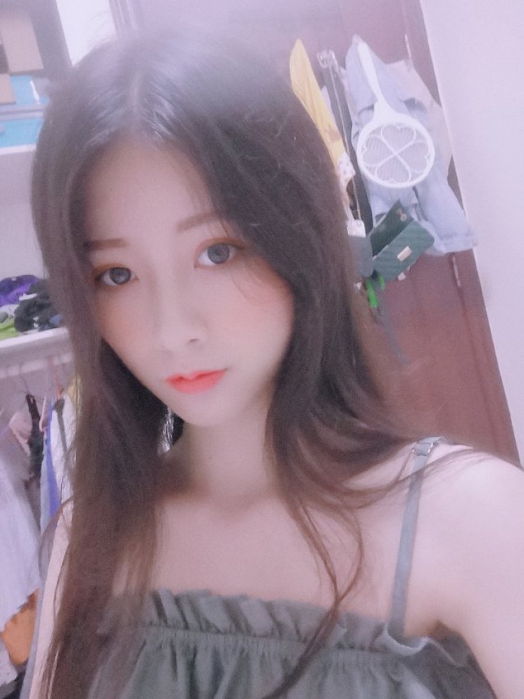 LMJ.-广东省·肇庆市·封开县--可以拍寄拍送拍。可以拍买家秀,鞋子袜子耳环首饰类淘宝详情页。会p图。