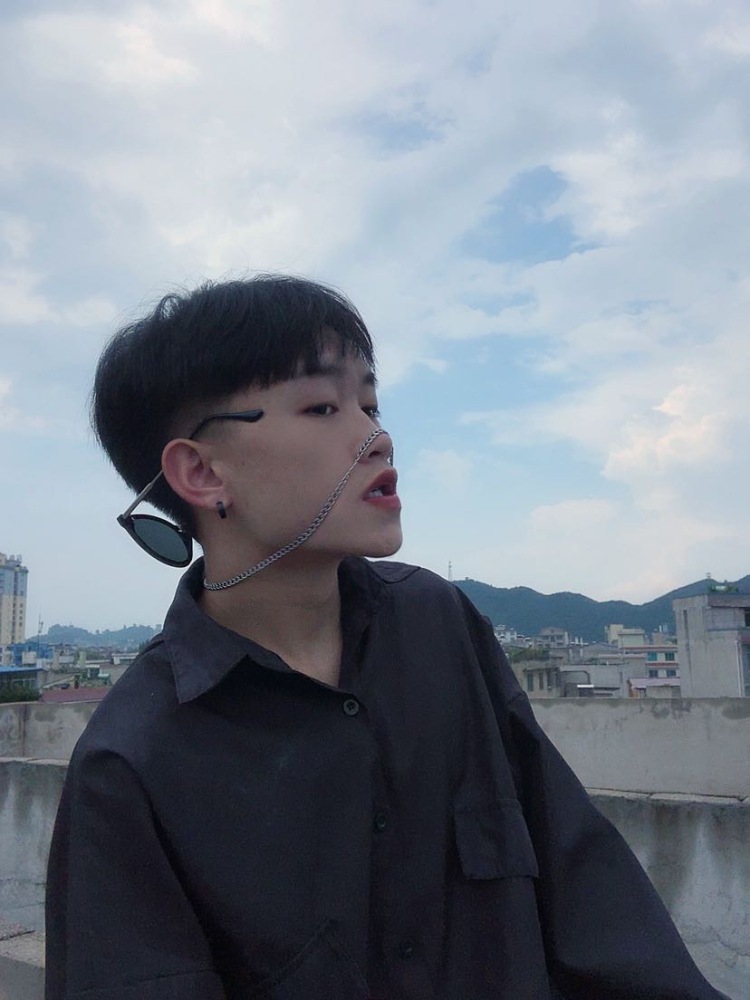 啵啵^3^-贵州省·安顺市·镇宁布依族苗族自治县--会拍照 p图 调色 接单 拍照推广