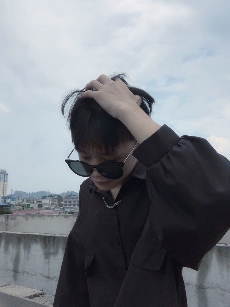 啵啵^3^-贵州省·安顺市·镇宁布依族苗族自治县--会拍照 p图 调色 接单 拍照推广