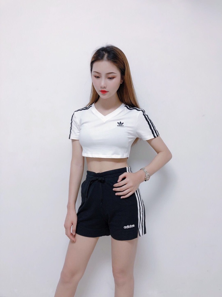 多么哇塞的姑娘💋-广西壮族自治区·柳州市·柳南区--接寄拍，会化妆，拍照摄影，P图等后期