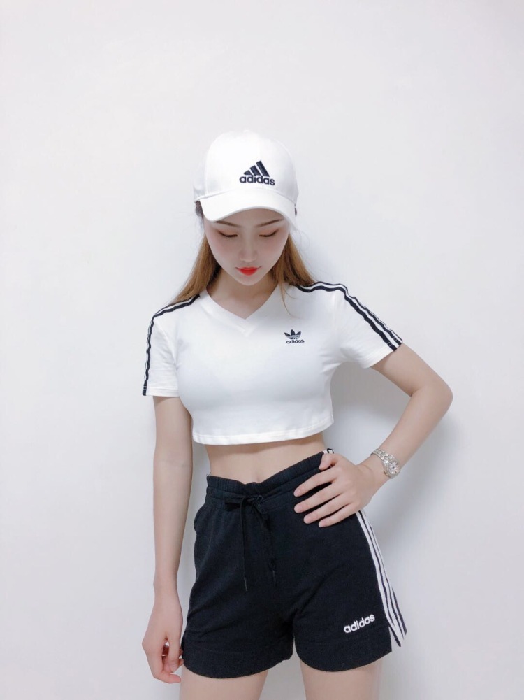 多么哇塞的姑娘💋-广西壮族自治区·柳州市·柳南区--接寄拍，会化妆，拍照摄影，P图等后期