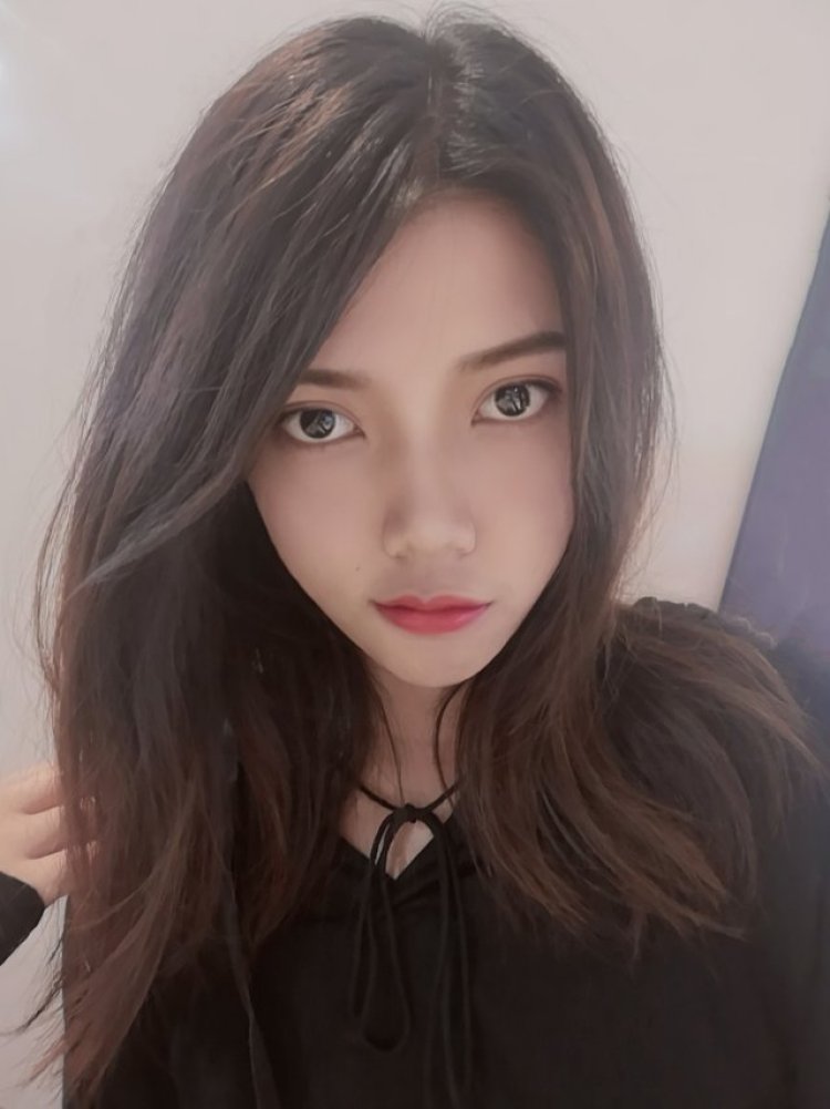 小可乐-广东省·东莞市·大朗镇--会化妆,拍照,p图,做过直播模特,能将商品的优点凸显出来,能驾驭任何风格,接受寄拍,送拍,能长期合作更好,详情私聊