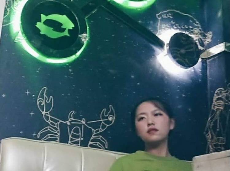 别遇.-浙江省·丽水市·莲都区--会一点点p图和调色,身高167,体重115,新人一个,但是会努力满足商家要求,尽量做到最好(可寄拍)