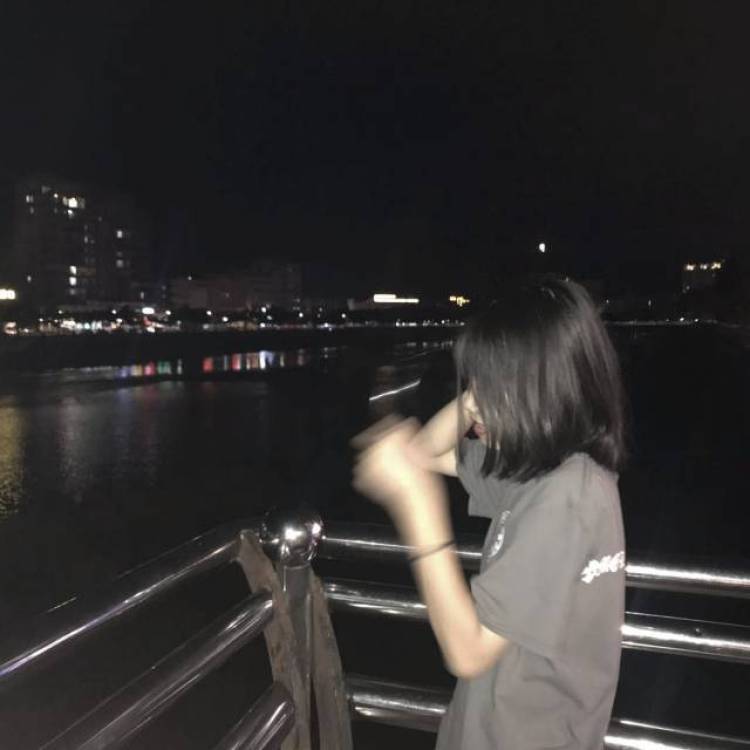 sʜᴜǫɪɴɢ_-广东省·江门市·恩平市--短视频拍摄,图片,会p图