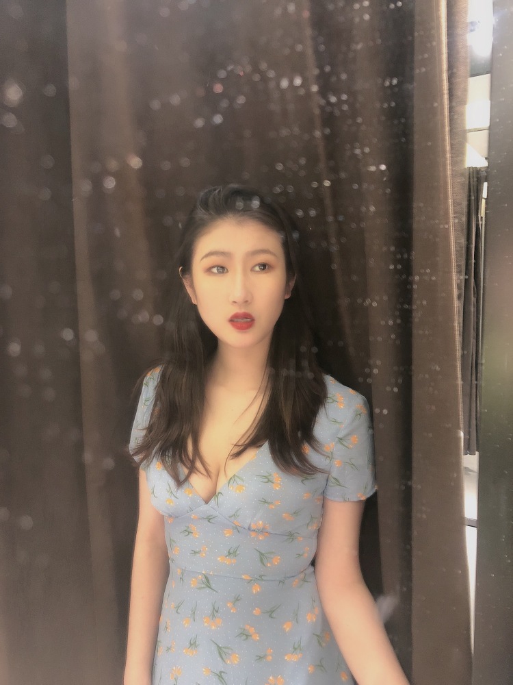 臭猪-广东省·广州市·番禺区--照片质量不会差、接买家秀、本人审美高级,诚信寄拍