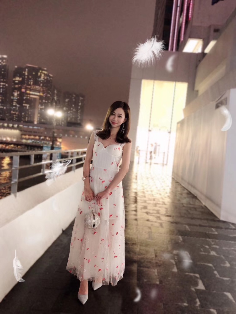 🌟 Alice💛 LSY-广东省·深圳市·宝安区--买家秀,网拍模特,可寄拍,港风,ins风,任何风格都可以,擅长搭配和化妆,街拍,外拍,短视频拍摄,直播主播,会编辑照片,会剪片制作短视频