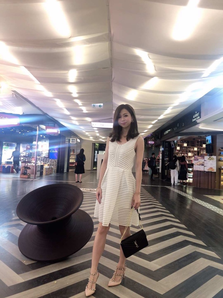 🌟 Alice💛 LSY-广东省·深圳市·宝安区--买家秀,网拍模特,可寄拍,港风,ins风,任何风格都可以,擅长搭配和化妆,街拍,外拍,短视频拍摄,直播主播,会编辑照片,会剪片制作短视频
