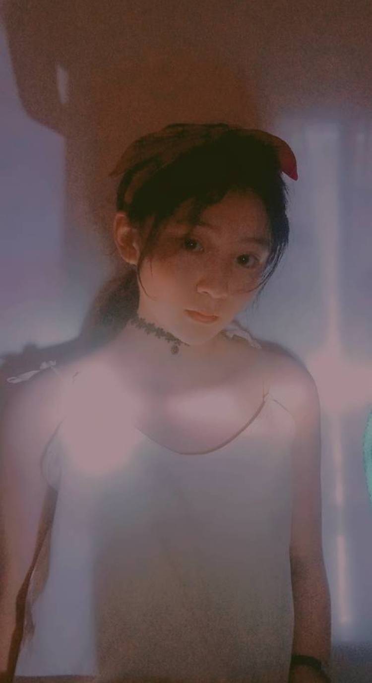 🦄🦄小蕊-安徽省·六安市·霍邱县--汉服,制服,洛丽塔,其他的我都可以,任何风格都可以相信我就对了,寄拍。
