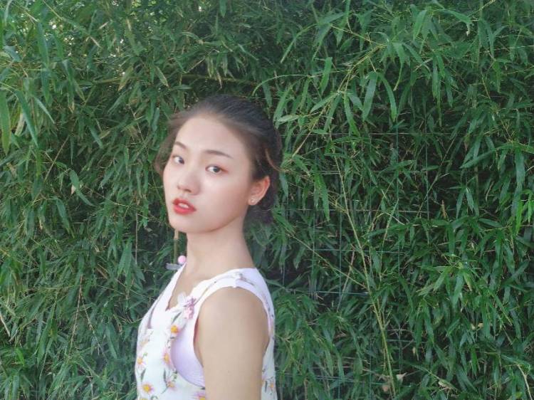 锌姀-江西省·南昌市·青云谱区--买家秀，网拍模特，寄拍，什么风格都可以尝试 擅长搭配 化妆 P图