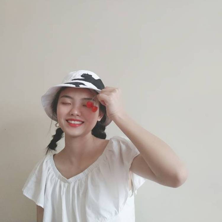 锌姀-江西省·南昌市·青云谱区--买家秀，网拍模特，寄拍，什么风格都可以尝试 擅长搭配 化妆 P图