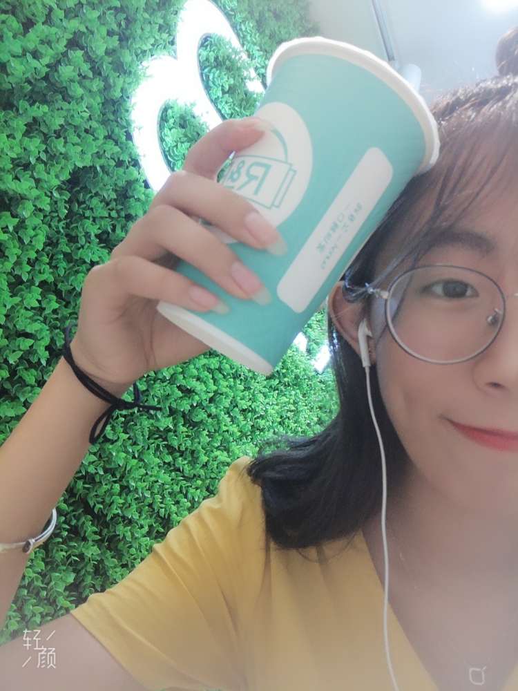 已重置-山东省·临沂市·费县--相信我就完事辽✌ ✌
风格多变，可盐可甜