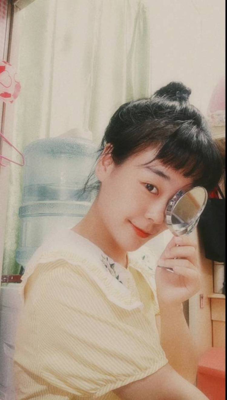 梅子-四川省·成都市·双流区--网拍,寄拍,约拍都可以
如果能够接拍模特就太棒了
因为真的很喜欢很喜欢拍照
每一次拍照都会让我开心好几天
想要尝试每一种风格🌈