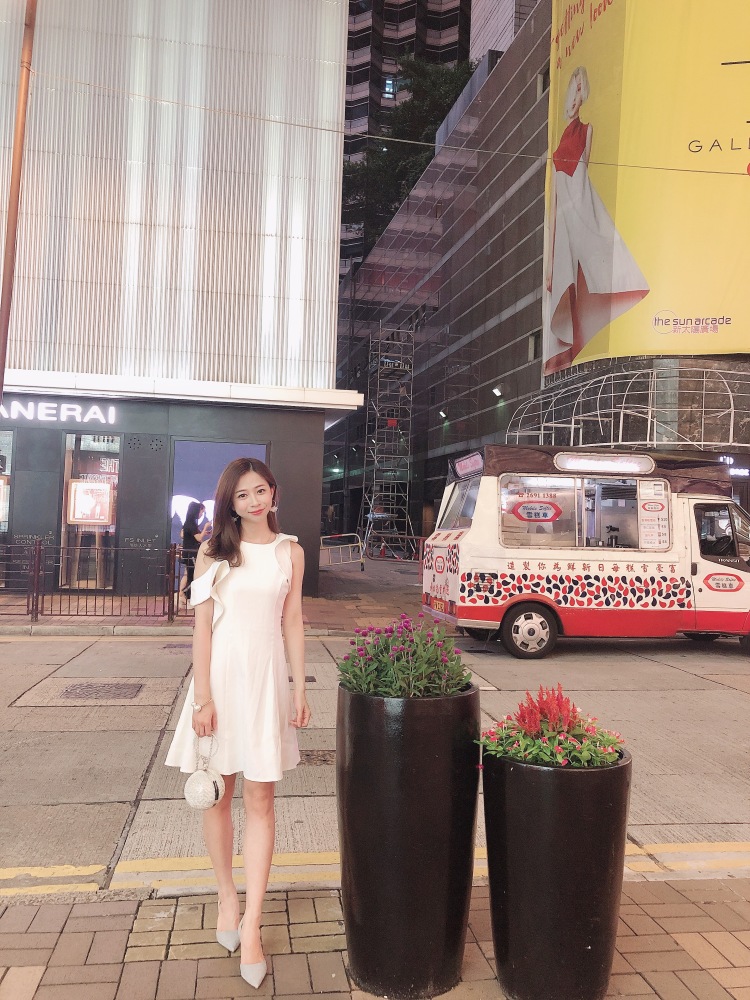 🌟 Alice💛 LSY-广东省·深圳市·宝安区--买家秀,网拍模特,可寄拍,港风,ins风,任何风格都可以,擅长搭配和化妆,街拍,外拍,短视频拍摄,直播主播,会编辑照片,会剪片制作短视频
